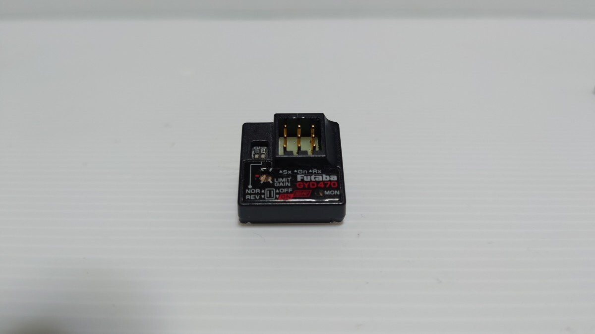 Futaba GYD550ジャイロとHPS -CD700サーボセット Yahoo!オークション -「REVED」の落札相場・落札価格