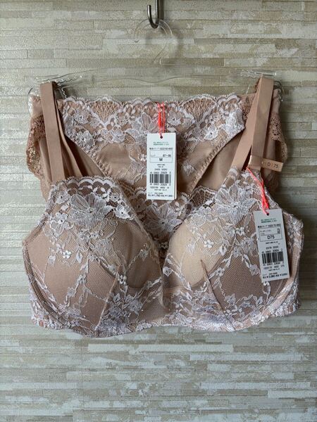 D75&M」トリンプ ワンダーメイクマシュマロタッチ ブラジャー ブラ&ショーツ