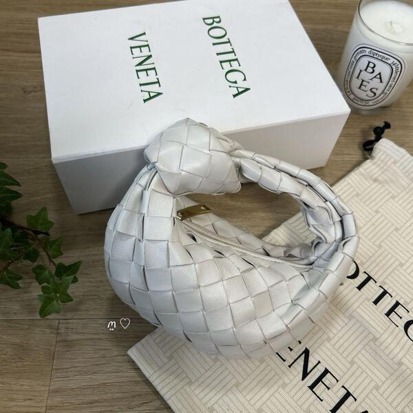 送料無料 ボッテガヴェネタ キャンディジョディ イントレチャート ミニレザーハンドバッグ BOTTEGA VENETA
