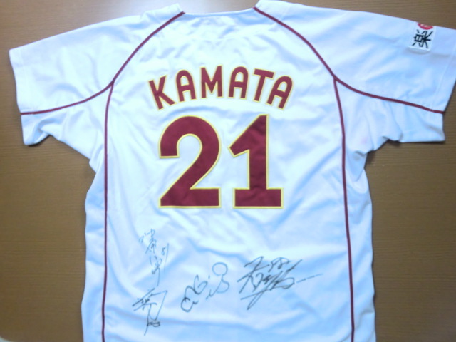 【2017】TOHOKU RAKUTEN ユニフォーム サイン入り　Mサイズ a0110413_a.jpg