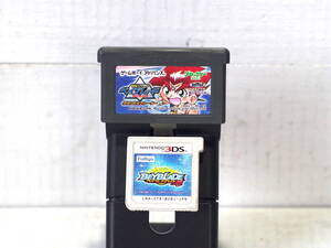 M13138【3DS GBA】爆転シュート ベイブレード ベイブレードバースト神 2個セット 起動チェックOK!!! ゲームボーイアドバンス 150g