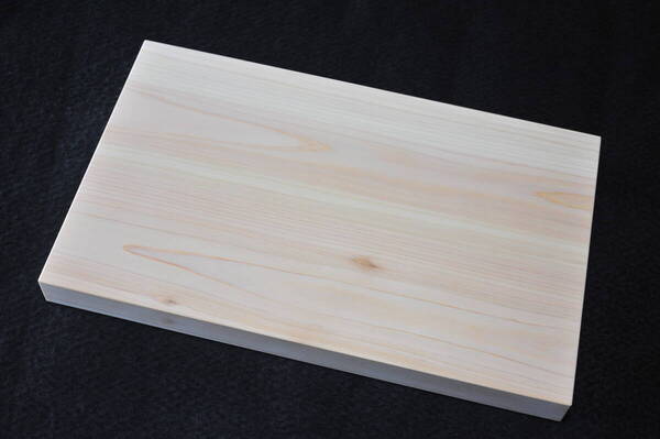 大きい 本格 桧ヒノキ まな板◎包丁 軽快な使い心地 ♪好評◎400x248x32mm【1点限り】◎カット可 【送料無料】159