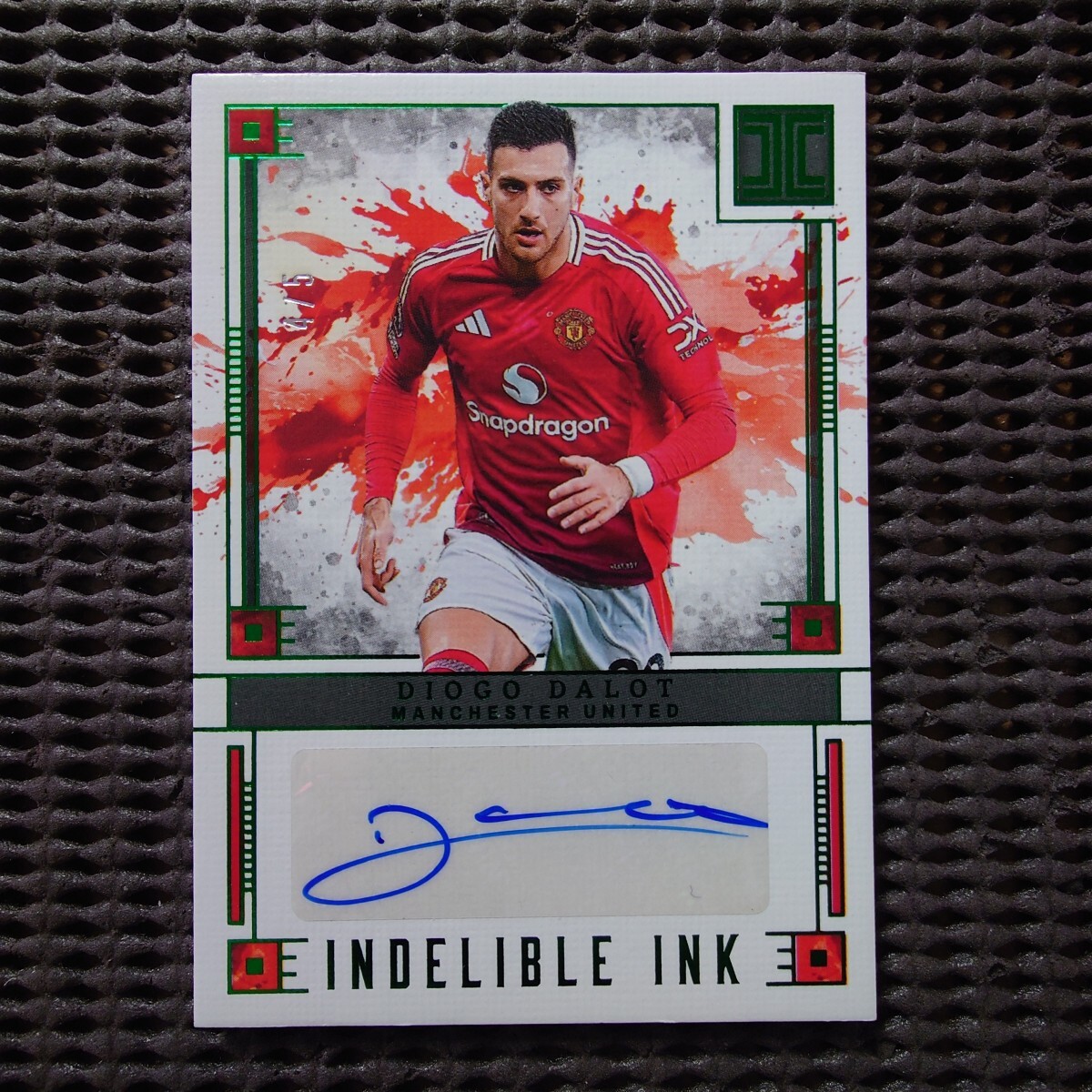 2020-21 Panini Impeccable クルトワ 直筆サインカード Yahoo!オークション -「panini impeccable soccer」の落札相場