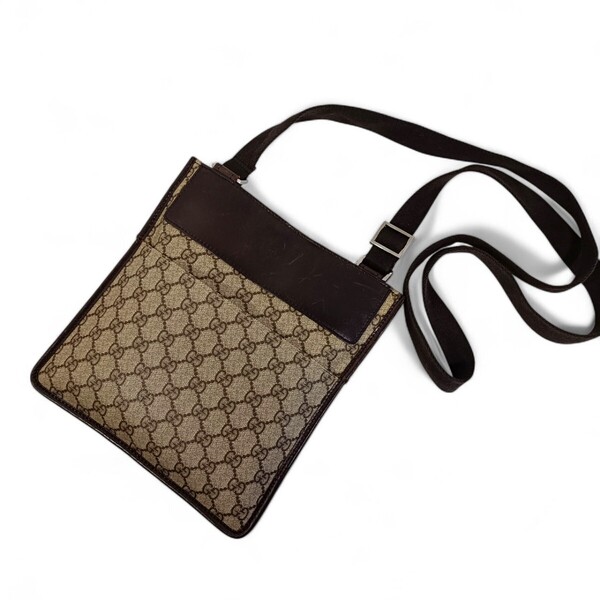 正規品 GUCCI グッチ ショルダーバッグ GGスプリーム サコッシュ PVC ポシェット レザー 斜め掛け クロスボディ 男女兼用 ベージュ 茶色
