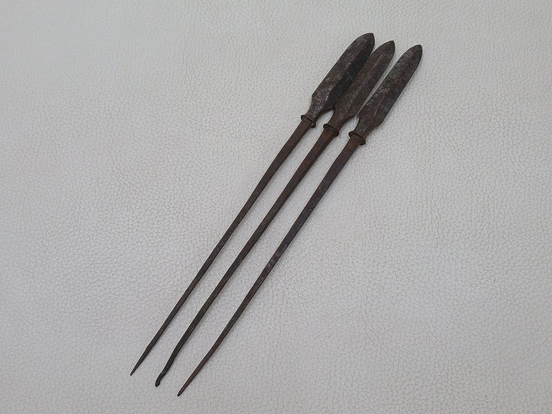 武道具　矢じり　十文字槍　鏃　古式　弓道具　鉄製　職人作　美術品 武道具 矢じり 十文字槍形 鏃 古式 弓道具 鉄製 職人作 美術品