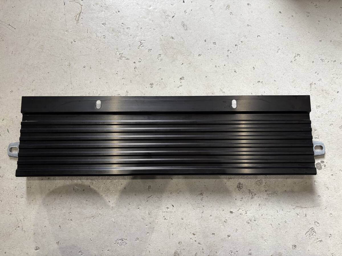  прекрасный товар Toyota оригинальный товар Land Cruiser 70 задняя подножка черный бампер болт имеется HZJ PZJ GRJ KZJ LJ 71 73 74 76 77 78 79