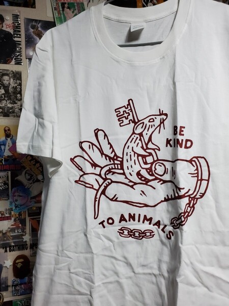 新品│動物に優しくして下さい│鍵を持つネズミと手錠の囚人│輸入Tシャツ│海外インポート品│海外サイズS(JP-L)│白│HIPHOP│ストリート