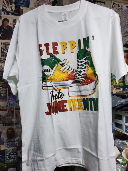 新品│カラフルな靴│STEPPIN SHOES│シューズ│輸入Tシャツ│海外インポート品│海外サイズS(JP-L)│白│ホワイト│ストリート