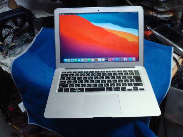 MacBook Air Big Sur 13-inch Mid 2013 Intel i5 1.3GHz メモリ4GB SSD 128GB バッテリ正常 (充放電165回) 美品 送料無料