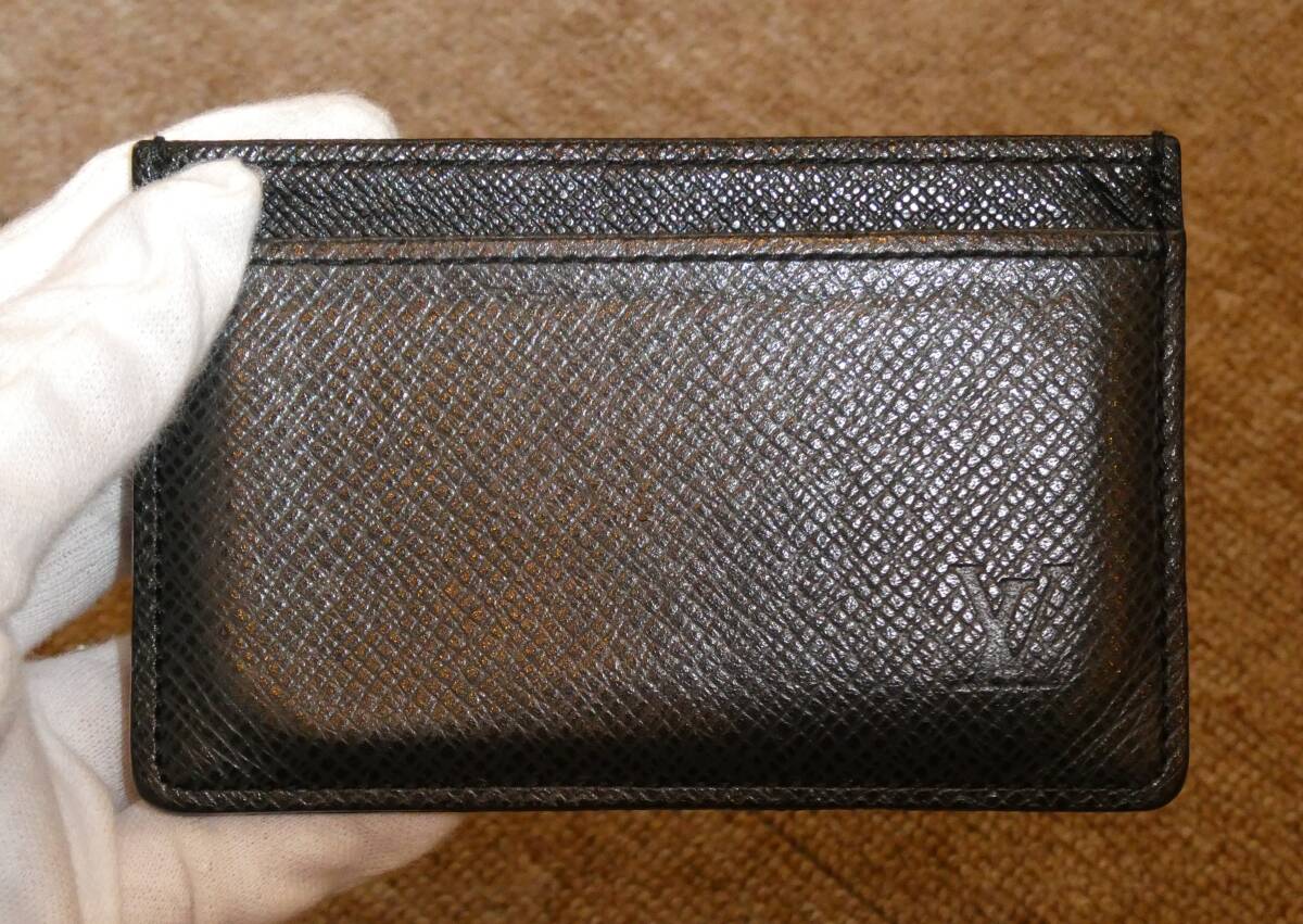 中古　ルイヴィトン　LOUIS　VUITTON　タイガ　ポルトカルトサーンプル　