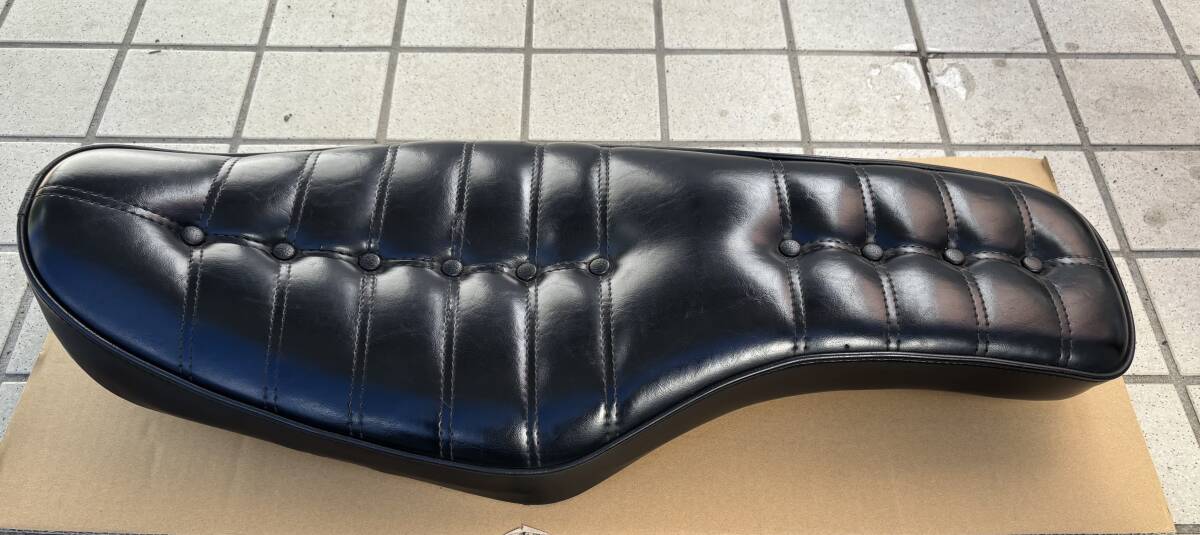 スポーツスター〜03　ラペラ製　シングルシート スポーツスター ラペラ(LePera) ソロシート｜ハーレーカスタム