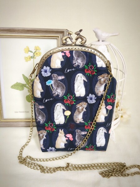 円レースお花うさぎ* 大きめがま口スマホポシェット ショルダー ポーチ ハンドメイド