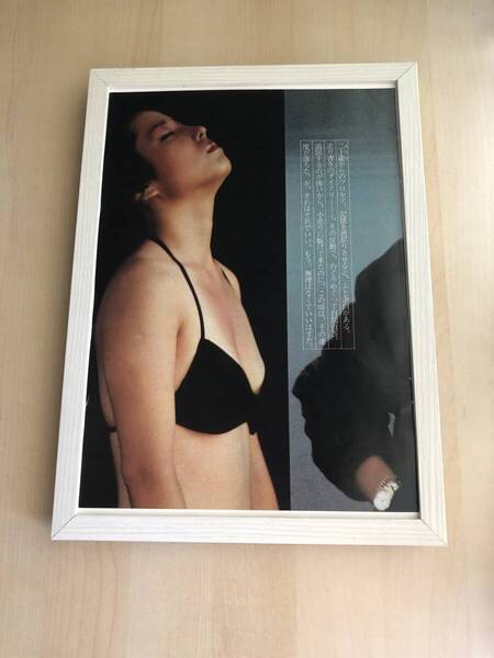 kj ★額装品★ 竹下景子 グラビア セクシー ビキニ 貴重写真 A4サイズ額入り ポスター風デザイン 水着 女優 昭和レトロ