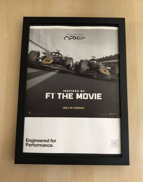 kj ★額装品★ APXGP ブラッドピット 映画 F1 貴重広告 写真 A4額入 ポスター風 エフワン F-1 レースカー エイペックスジーピー 車 自動車