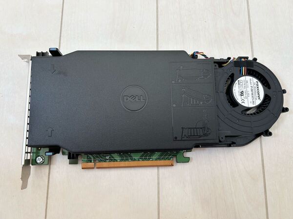 DELL Precision Tower 5820 Ultra Speed Drive Quad PCIE増設カード M.2 スロット四個 ヒートシンク付け 071RJN