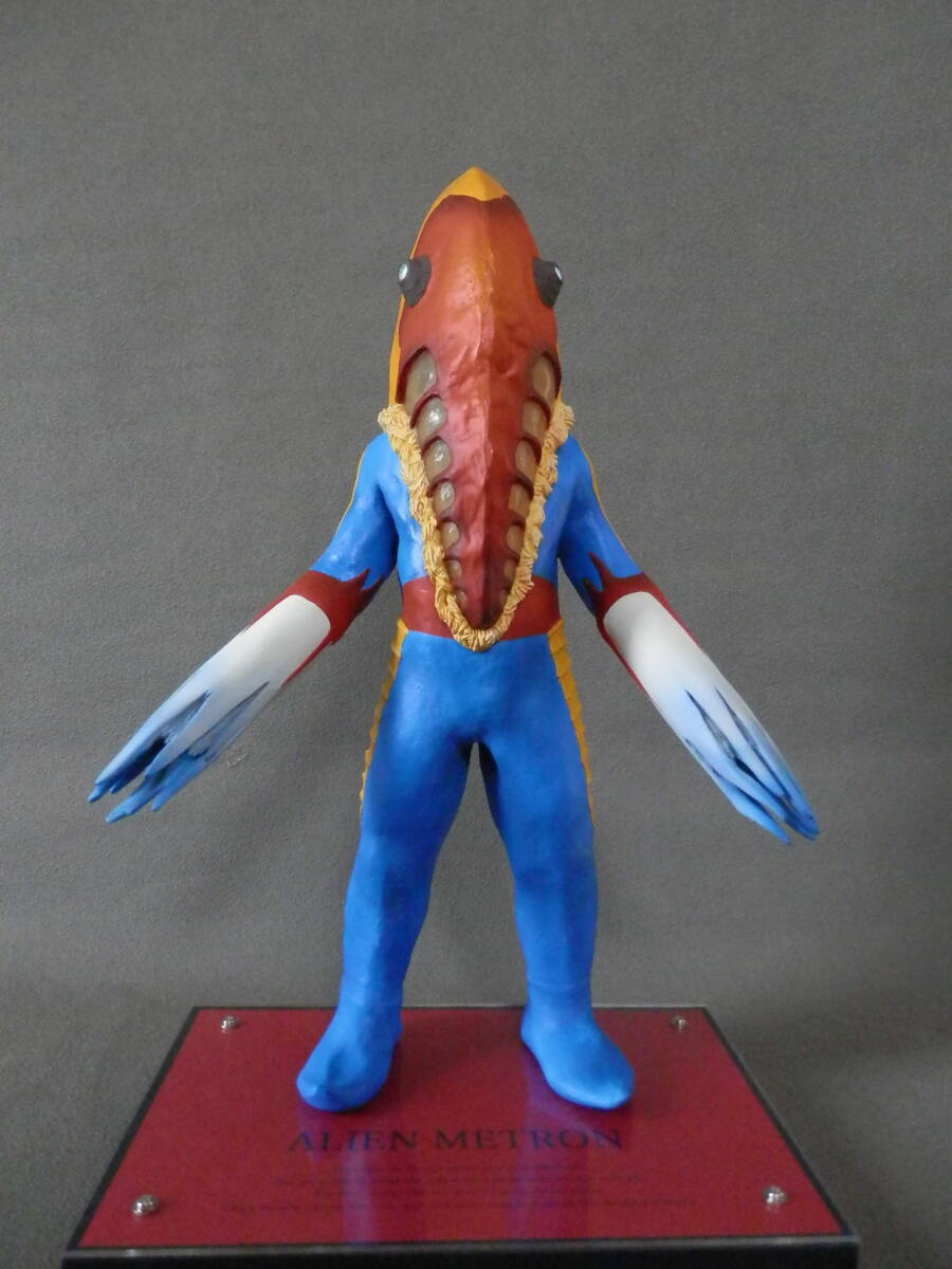 ウルトラセブン メトロン星人 ビッグソフビ 塗装品 リペイント Yahoo!オークション -「メトロン星人 ビッグサイズ」の落札相場
