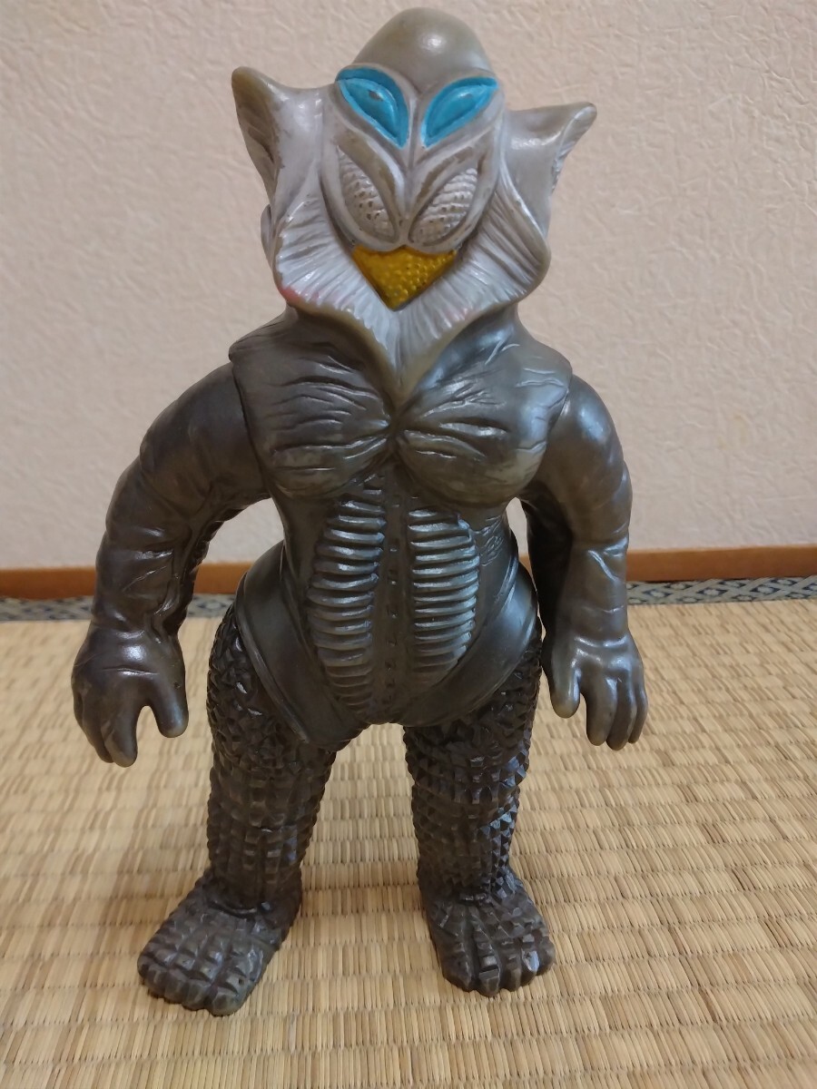 マ*郎様 メフィラス星人 当時物 ソフビ マ*郎様 メフィラス星人 当時物 ソフビ Yahoo!オークション