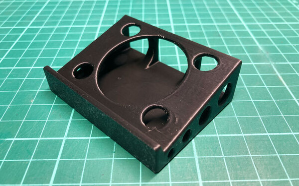 ◆ナノ充電器スタンド Hitec(ハイテック) X1 NANO USB SkyRc B6 neo専用 ホルダー 台座 2個セット◆充電ドック製作にもおススメです!