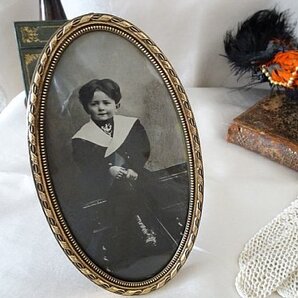 Grace アンティーク フランス 20世紀初頭 真鍮製 少し大きめの オーバル フレーム / 写真立て 15.5cm×8.9cm
