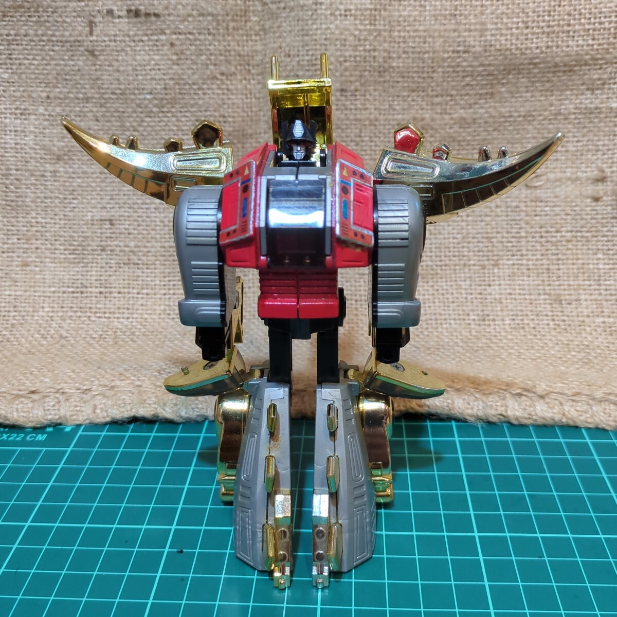 タカラ トランスフォーマーG1 ダイノボット 29 スナール 昭和 レトロ 当時 Yahoo!オークション -「ダイノボット」(G1) (トランスフォーマー