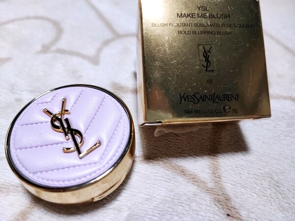 ★YSL (イヴ・サンローラン) 限定色 メイクミーブラッシュ パウダー 69 ラベンダーラスト チーク ハイライター 艶肌 プレスト デパコス★