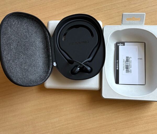 【美品】Shokz OpenRun Pro 2 S820 骨伝導ワイヤレスフォン 防塵防水 急速充電 ブラック ★保証書付き★
