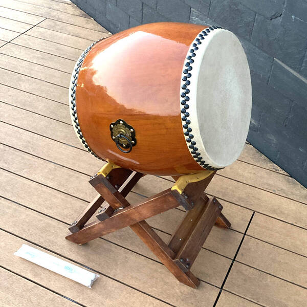 高品質! 和太鼓 長胴太鼓 1.4尺 1尺4寸 ケース,スタンド,新品バチ付 諏訪工芸 お祭り 練習用に最適!
