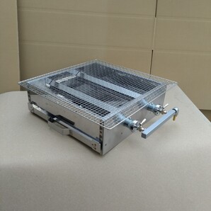ガス式 業務用 網焼き器 焼物グリラー 炉ばた焼器 串焼 網焼 焼物調理 ステンレス仕上げ 送料無料 LPG やきとり 下火式 新品 海の家 縁日祭
