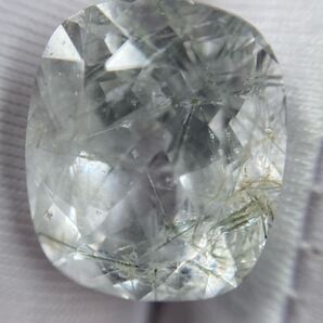 マダガスカル産 ルチル イン フェナカイト (チューブインクルージョン・フェナカイト) ルース 約9.636ct ソーティングあり 1108