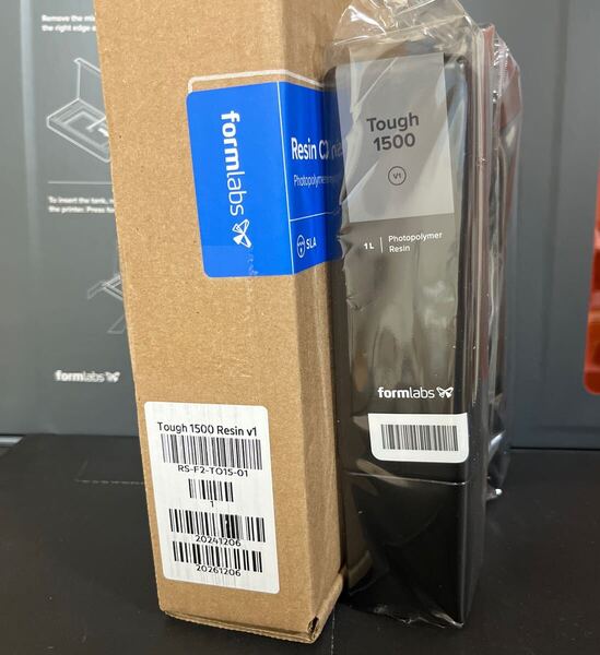 Formlabs 3Dプリンター TOUGH1500 1Lレジンカートリッジ