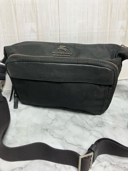 BURBERRY BLACK LABEL ホースマーク 黒 ボディバッグ