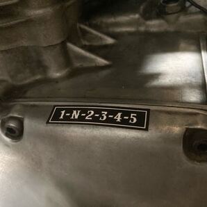 送料無料 シフトパターンステッカー 2枚 黒 5速 車検 ハーレー チョッパー SR XS W1 ショベル エボ 883 トライアンフ T140 T120 T100 大型