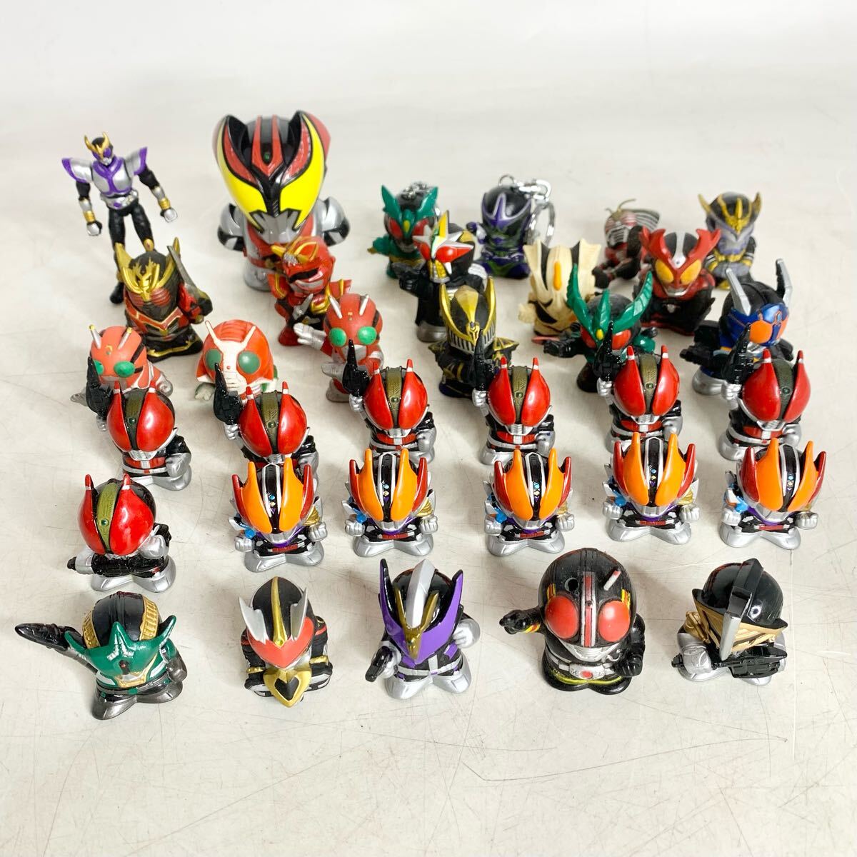 仮面ライダー 指人形人形 ソフビ 90体セット まとめ売り Yahoo!オークション -「仮面ライダー 指人形」の落札相場・落札価格