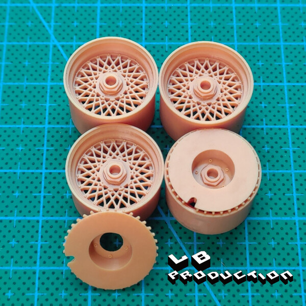 LB Production LBTK13:1/24 BMW M1 メッシュ ホイール/ターボファン セット(イタレリ/レベル用) LBTK13