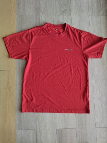 モンベル Tシャツ メンズL 赤レッド mont-bell 半袖 ワンポイントロゴ 速乾生地 登山キャンプアウトドアランニング運動ジョギング筋トレ