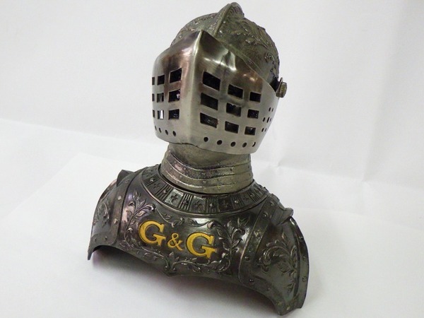 ★ G&G ニッカウイスキー 鎧 キャップ オブジェ ボトルカバー