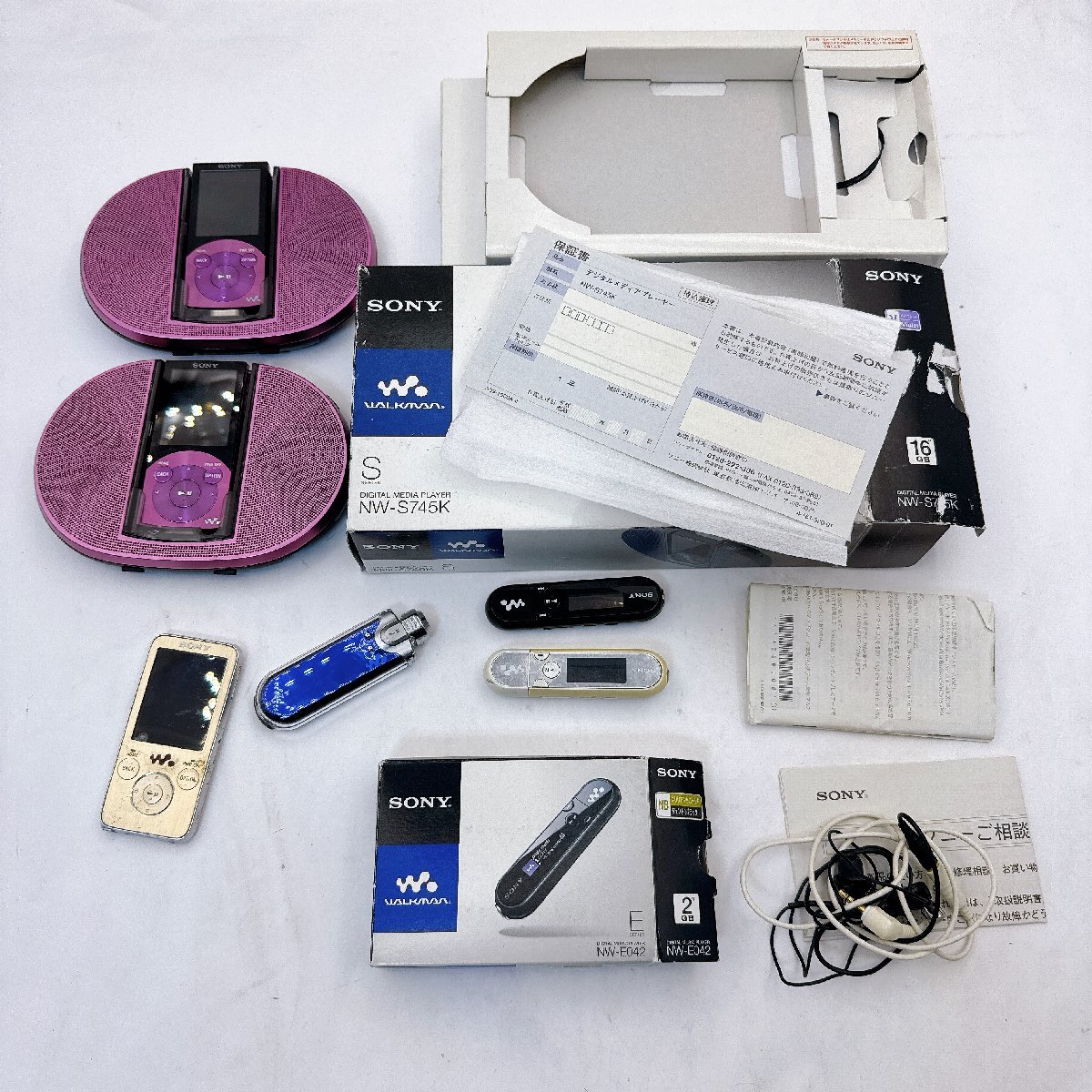 SONY WALKMAN ソニーウォークマンNW-A605 付属品付美品シルバー Yahoo!オークション -「ウォークマン nw-a605」(ポータブル