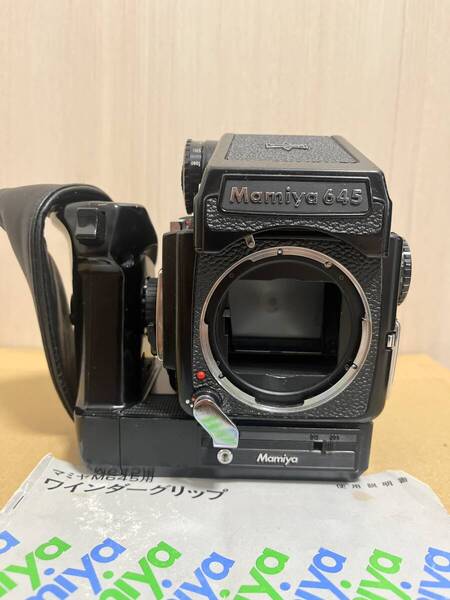 ■□ Mamiya マミヤ M645 フィルムカメラ 中判カメラ ボディ ボデー ワインダーグリップ