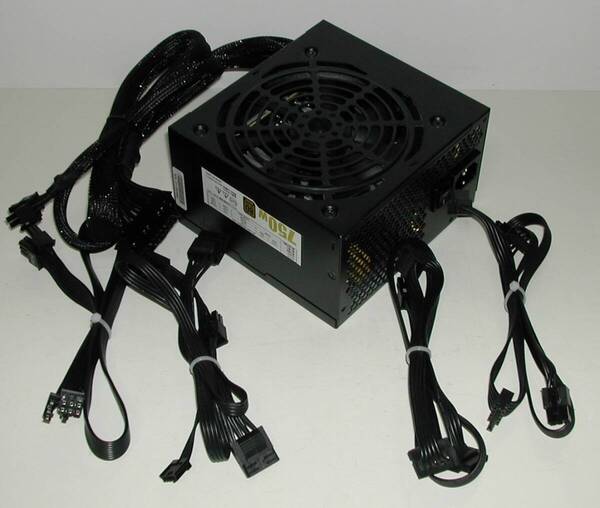 750W電源 セミプラグイン