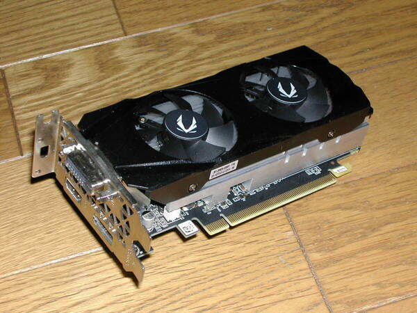 ZOTAC GAMING GTX1650 LP 4G ロープロファイルグラボ