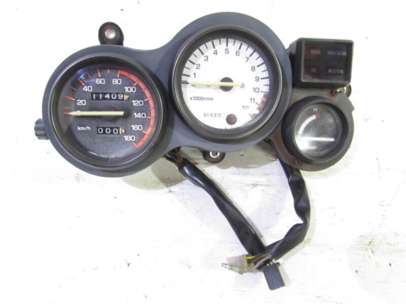値下げ。RZ250RR (51L) RZ350RR 純正メーター中古 Yahoo!オークション -「rz250rメーター」(ヤマハ用) (メーター