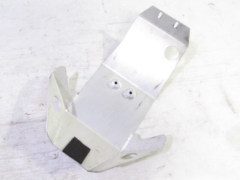 klx250.dトラッカー250 スキッドプレート　アンダーガード　オフロード Amazon | ジータレーシング(ZETA RACING) KLX250'93-20, D