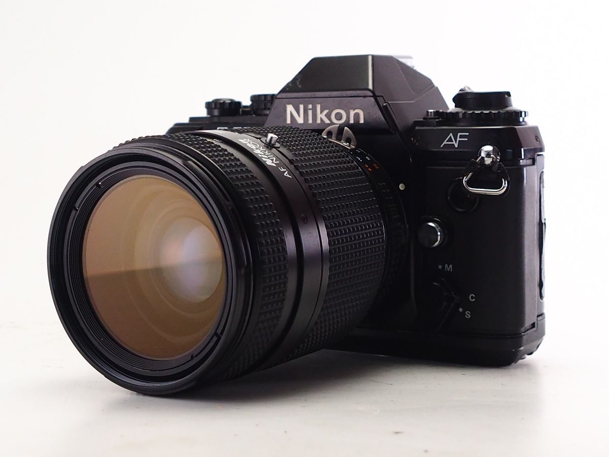 完動品Nikon F-501 一眼レフカメラ AF Nikkor 35-70mm Nikon F-501 AF + 35-70mm f3.3-4.5 lens – AnalogTheRoom