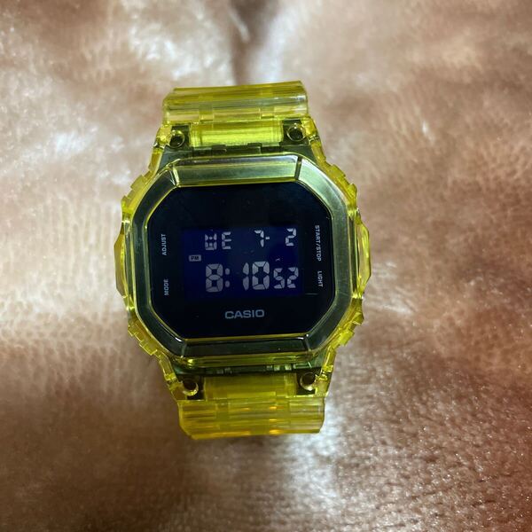 送料無料 極美品 DW-5600BB ベルベゼ交換品 G-SHOCK CASIO イエロー スケルトン 透明 スピード クリア カスタム パーツ 黄 反転液晶