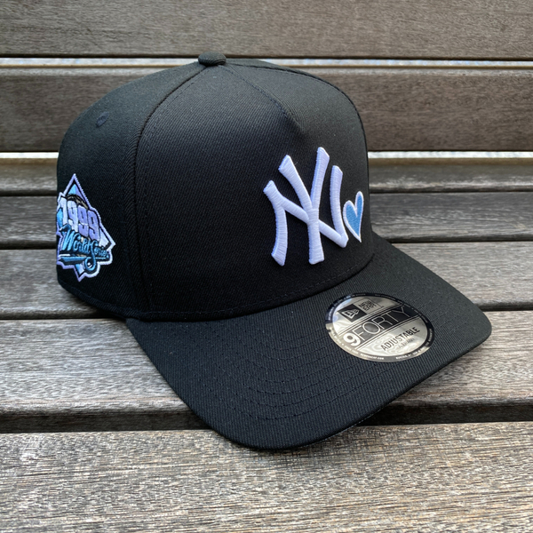 海外限定 Newera ニューエラ 9Forty Aフレーム NY Yankees ニューヨーク ヤンキース 1999WS スナップバックキャップ USA正規品 (940-195)