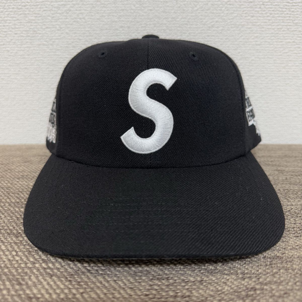 最初期 Supreme Sロゴ刺繍 ベースボールキャップ 黒 激レア 2025年最新】Yahoo!オークション -supreme sロゴキャップの中古