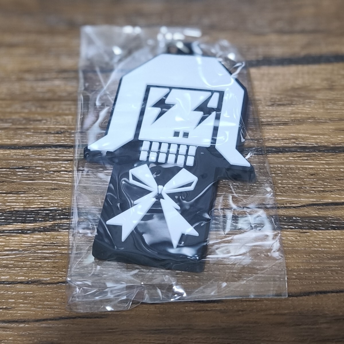 BAND-MAID くじ引き グッズセット Yahoo!オークション -「band-maid」(記念品、思い出の品) の落札