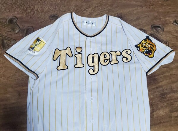 値下交渉 2024年 阪神タイガース チャンピオンユニフォーム ミズノ Lサイズ 検) HANSHIN TIGERS 優勝 日本一 岡田監督 森下 大山 佐藤輝明