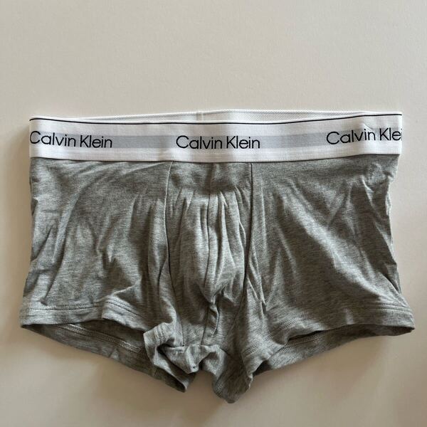 Calvin klein カルバンクライン ローライズボクサー M(S) グレー コットンストレッチ ボクサーパンツ メンズパンツ 男性インナー