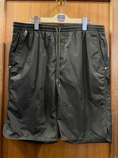 XL カーキ色 ナイロン製 緑系 ハーフパンツ LL 半パンツ メンズパンツ 新品未使用品 送料無料 日本製 アウトドア ショートパンツ 半ズボン